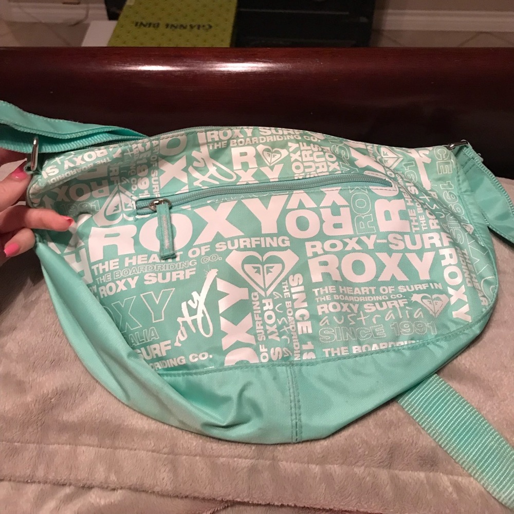 Roxy crossover bag